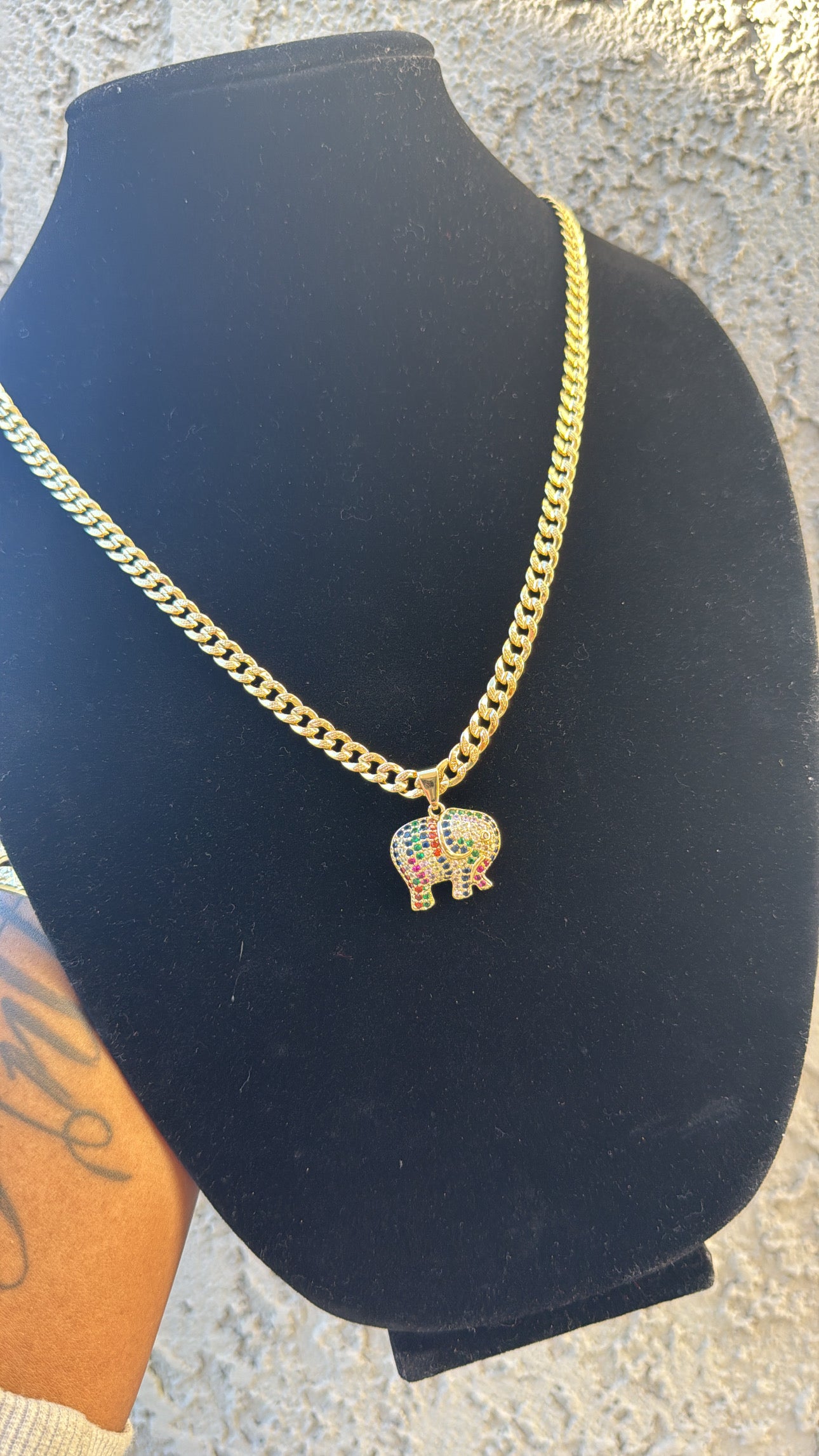 𝓒𝓤𝓑𝓐𝓝 𝓦 𝓔𝓛𝓔𝓟𝓗𝓐𝓝𝓣#2