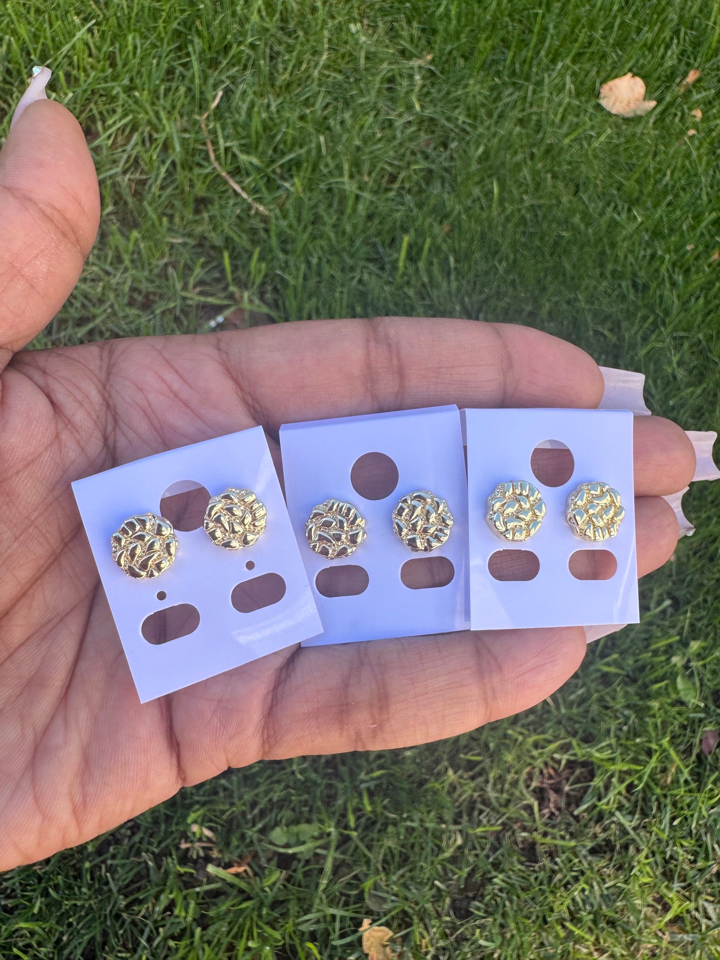 𝓝𝓤𝓖𝓖𝓔𝓣 𝓔𝓐𝓡𝓡𝓘𝓝𝓖𝓢