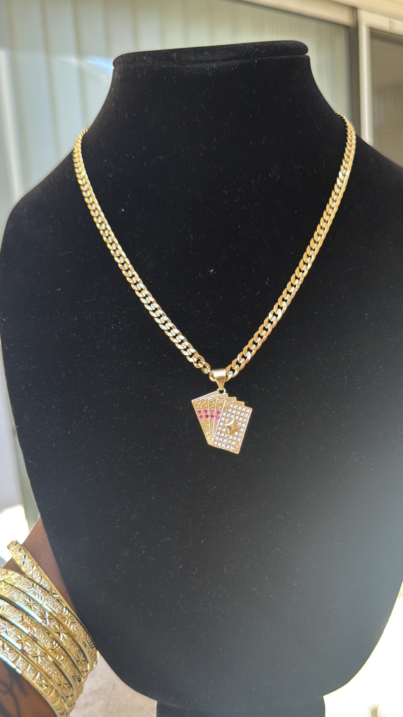 𝓒𝓤𝓑𝓐𝓝 𝓛𝓘𝓝𝓚 𝓦 𝓓𝓔𝓒𝓚 𝓞𝓕 𝓒𝓐𝓡𝓓𝓢