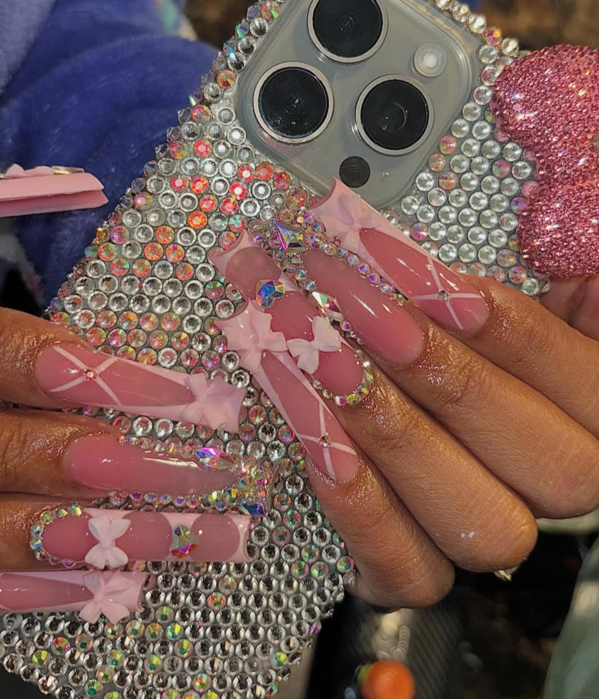 𝓑𝓡𝓐𝓣𝓩 𝓞𝓝 𝓒𝓐𝓛𝓛