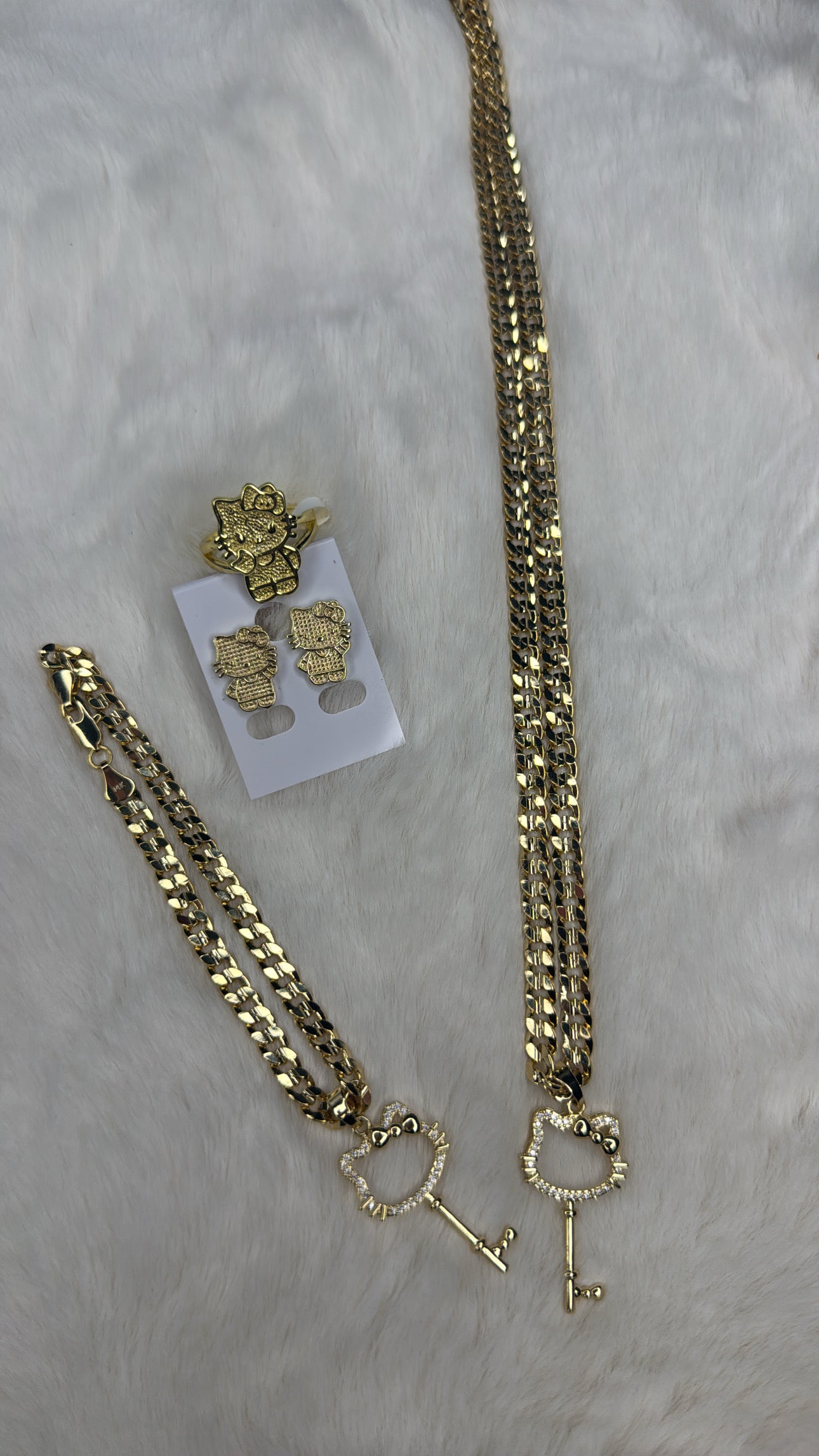 𝓗𝓔𝓛𝓛𝓞 𝓚𝓘𝓣𝓣𝓨 $𝓔𝓣𝓢