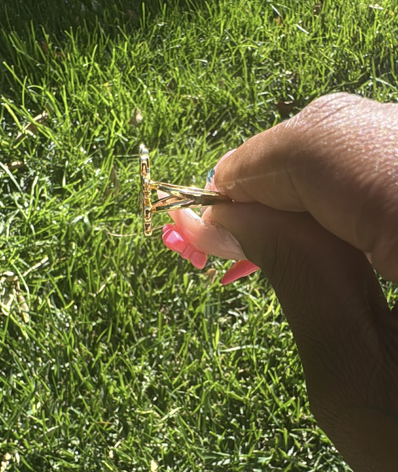 𝓗𝓔𝓛𝓛𝓞 𝓚𝓘𝓣𝓣𝓨 𝓡𝓘𝓝𝓖