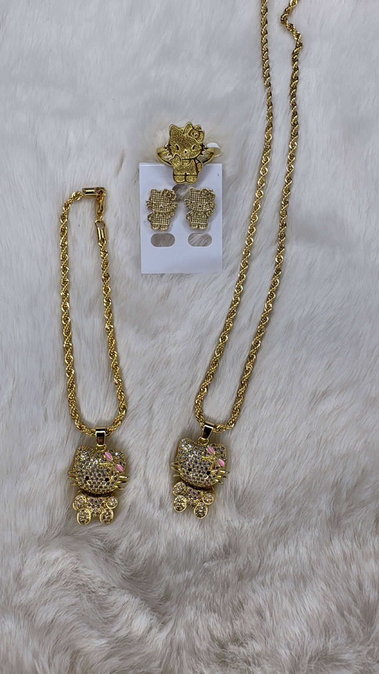 𝓗𝓔𝓛𝓛𝓞 𝓚𝓘𝓣𝓣𝓨 $𝓔𝓣𝓢