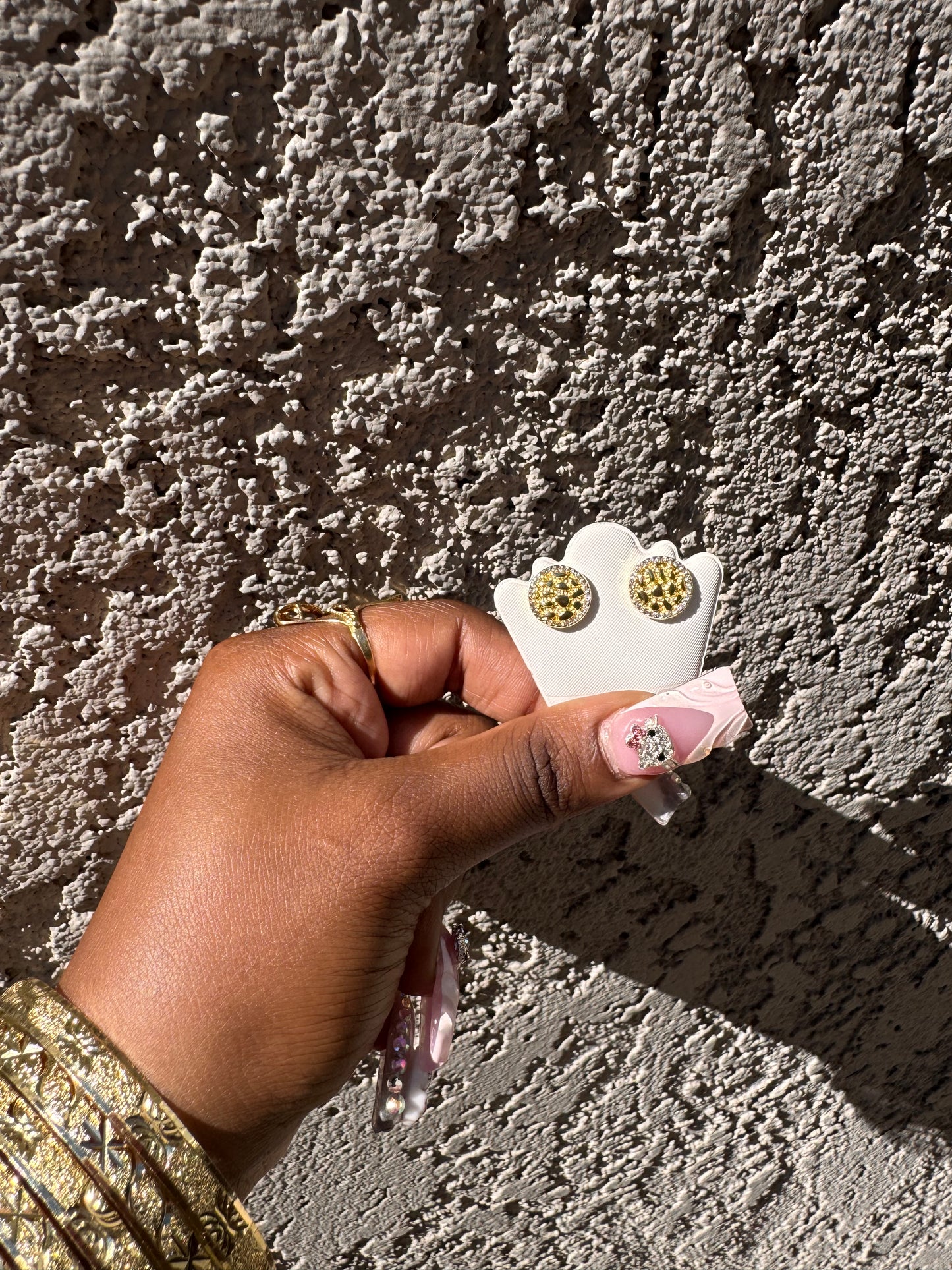 𝓒𝓘𝓡𝓒𝓛𝓔 𝓝𝓤𝓖𝓖𝓔𝓣 𝓔𝓐𝓡𝓡𝓘𝓝𝓖𝓢#2