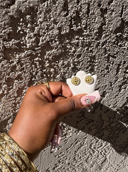 𝓒𝓘𝓡𝓒𝓛𝓔 𝓝𝓤𝓖𝓖𝓔𝓣 𝓔𝓐𝓡𝓡𝓘𝓝𝓖𝓢#2