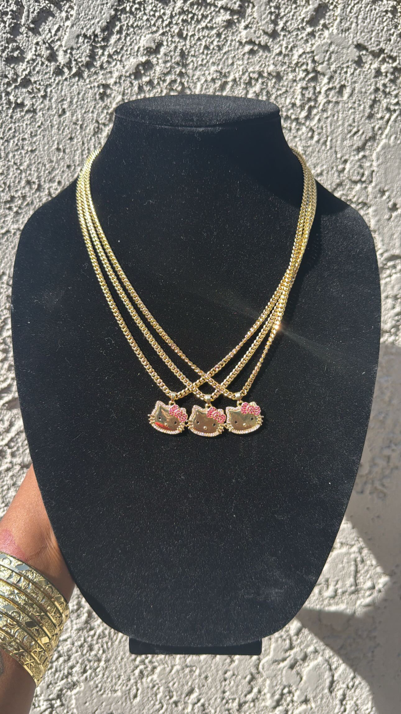 𝓒𝓤𝓑𝓐𝓝 𝓛𝓘𝓝𝓚 𝓦𝓘𝓣𝓗 𝓗𝓔𝓛𝓛𝓞 𝓚𝓘𝓣𝓣𝓨