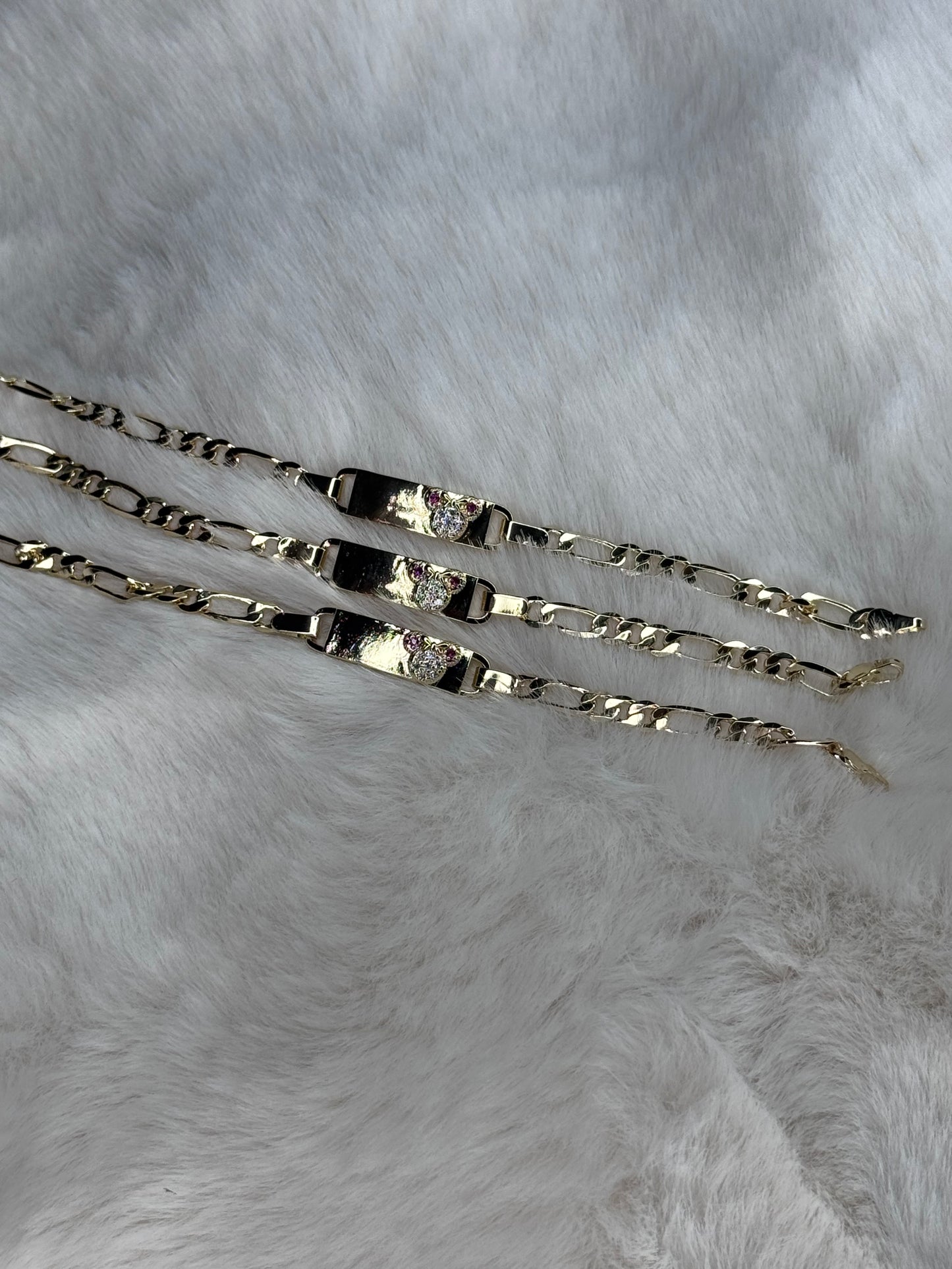 𝓜𝓘𝓝𝓝𝓘𝓔 𝓜𝓞𝓤𝓢𝓔 𝓑𝓡𝓐𝓒𝓔𝓛𝓔𝓣𝓢