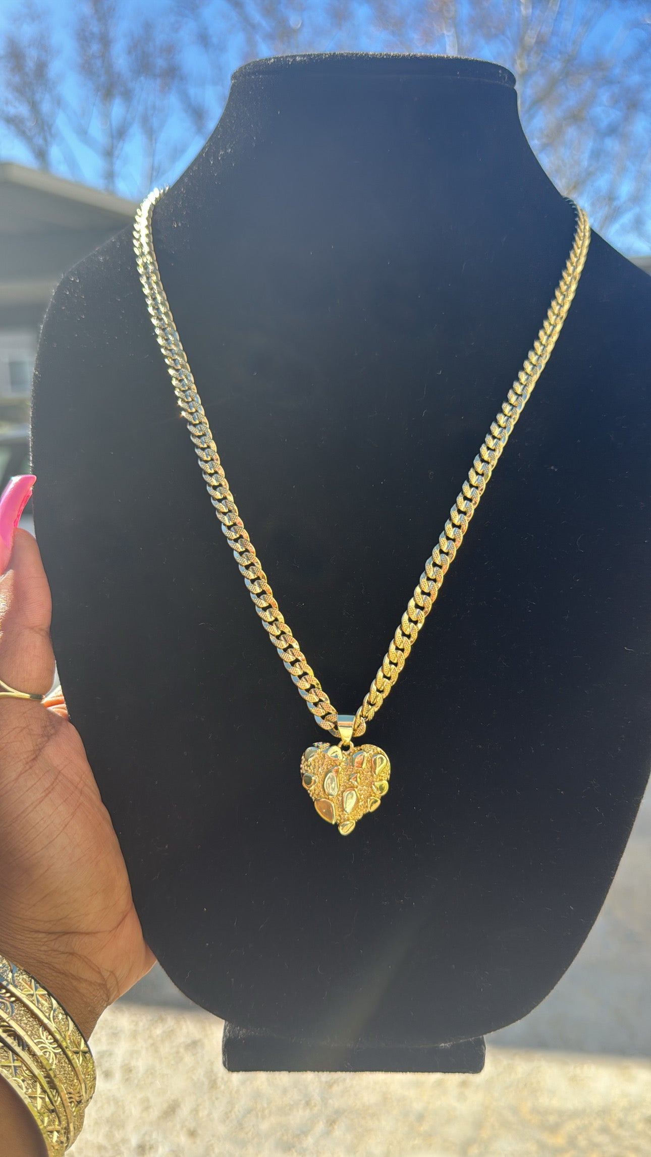 𝓒𝓤𝓑𝓐𝓝 𝓦 𝓝𝓤𝓖𝓖𝓔𝓣 𝓗𝓔𝓐𝓡𝓣