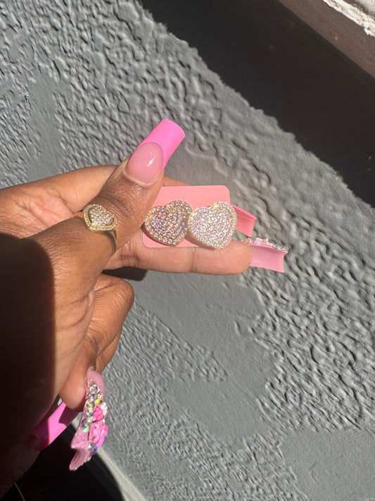 𝓗𝓔𝓐𝓡𝓣 𝓔𝓐𝓡𝓡𝓘𝓝𝓖𝓢