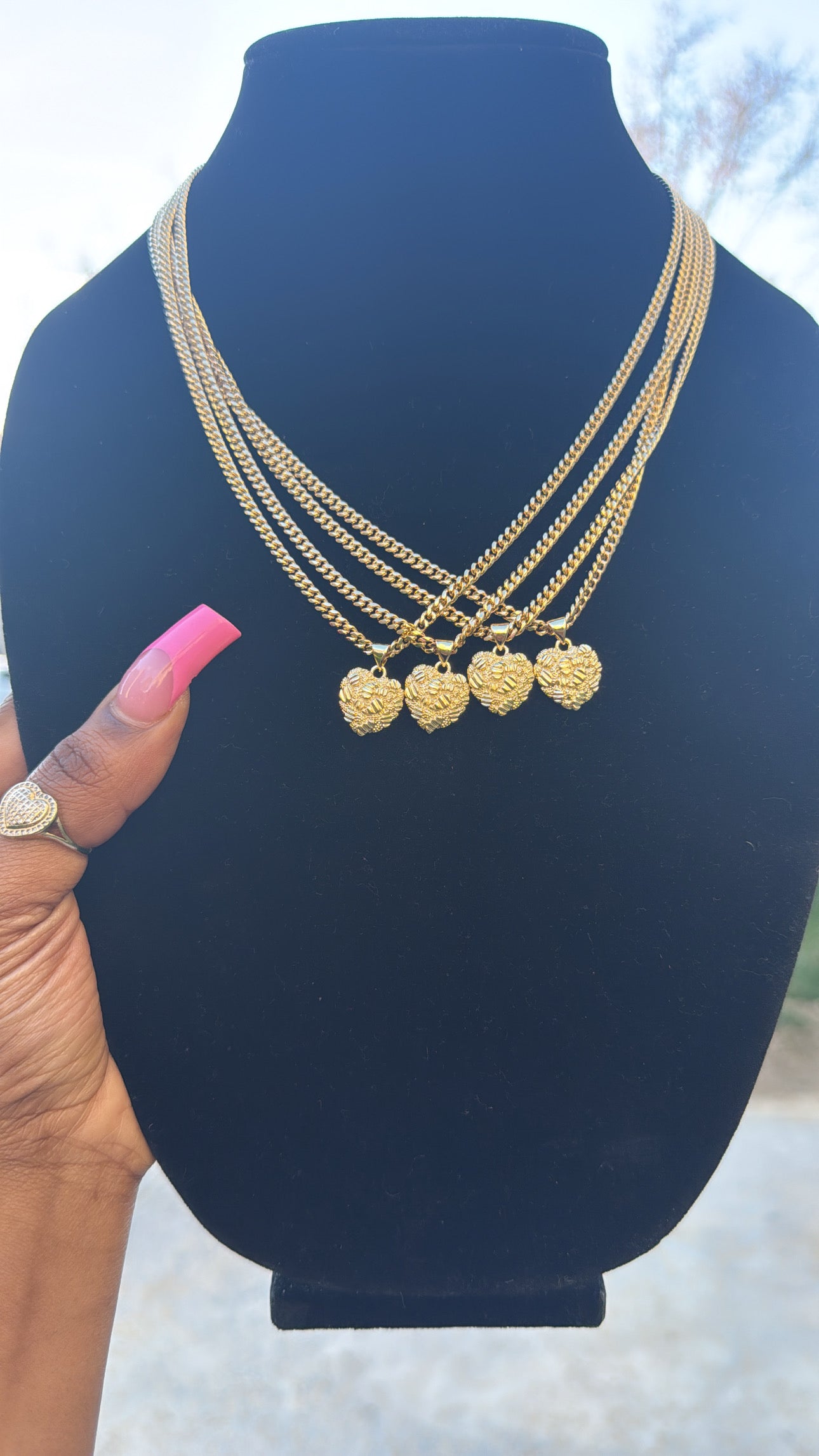 𝓒𝓤𝓑𝓐𝓝 𝓦 𝓢𝓜𝓐𝓛𝓛 𝓝𝓤𝓖𝓖𝓔𝓣 𝓗𝓔𝓐𝓡𝓣