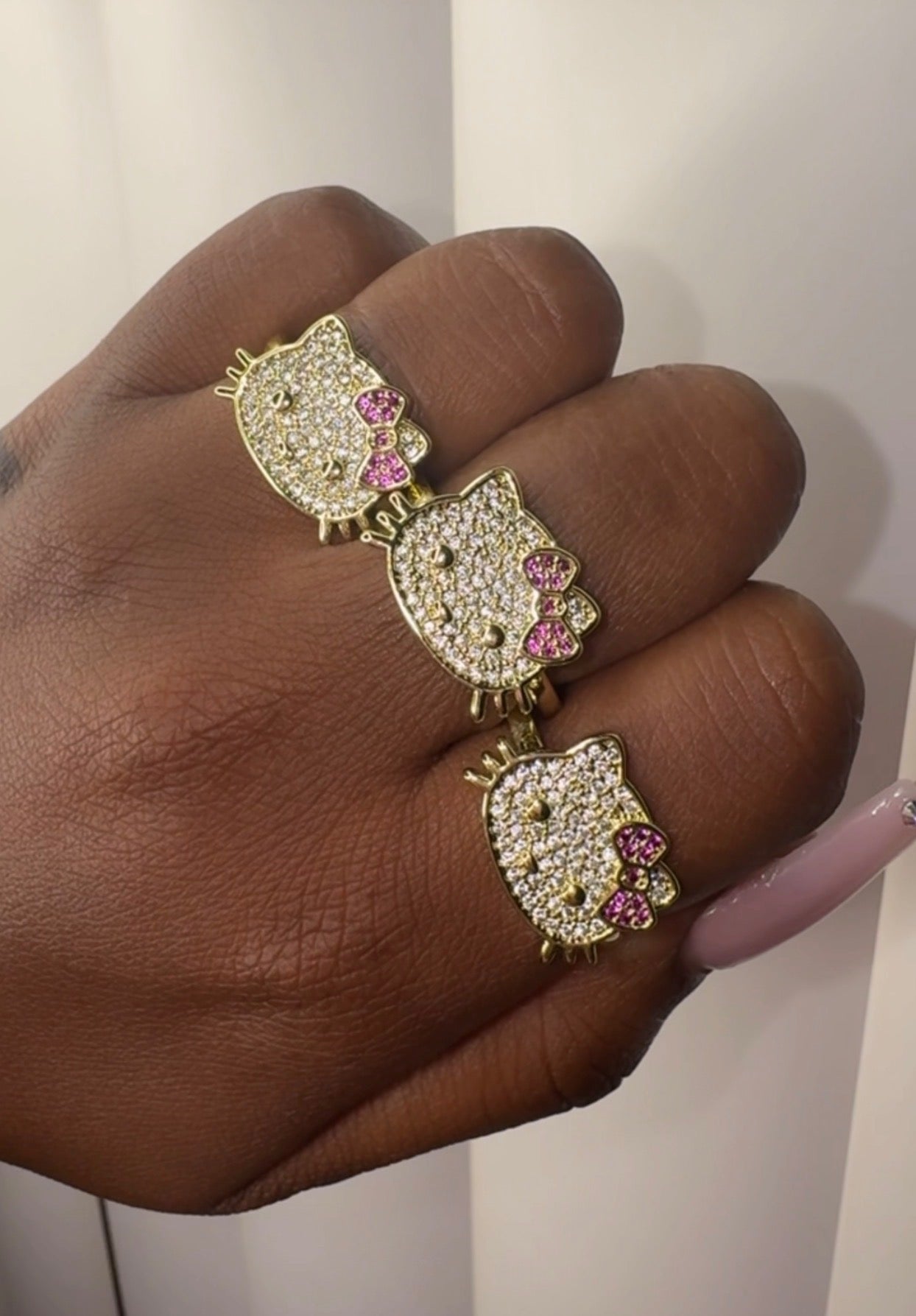 𝓗𝓚 𝓡𝓘𝓝𝓖