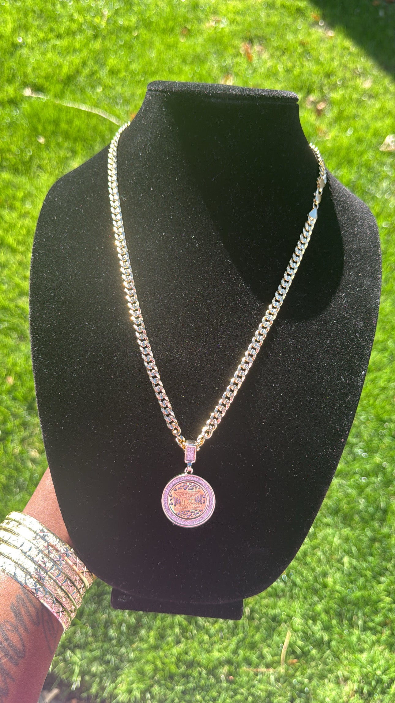 𝓒𝓤𝓑𝓐𝓝 𝓦 𝓒𝓘𝓡𝓒𝓛𝓔 𝓛𝓢